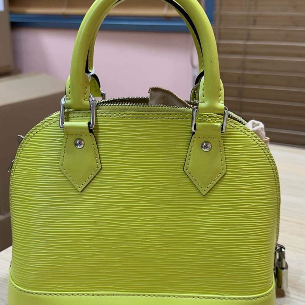 Louis Vuitton Alma